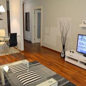 https://azyl-apartments.warsawhotelspoland.com